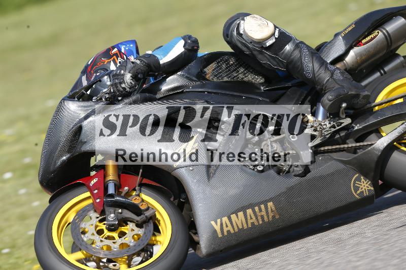 /45 10.08.2025 Plüss Moto Sport ADR/Freies Fahren/99